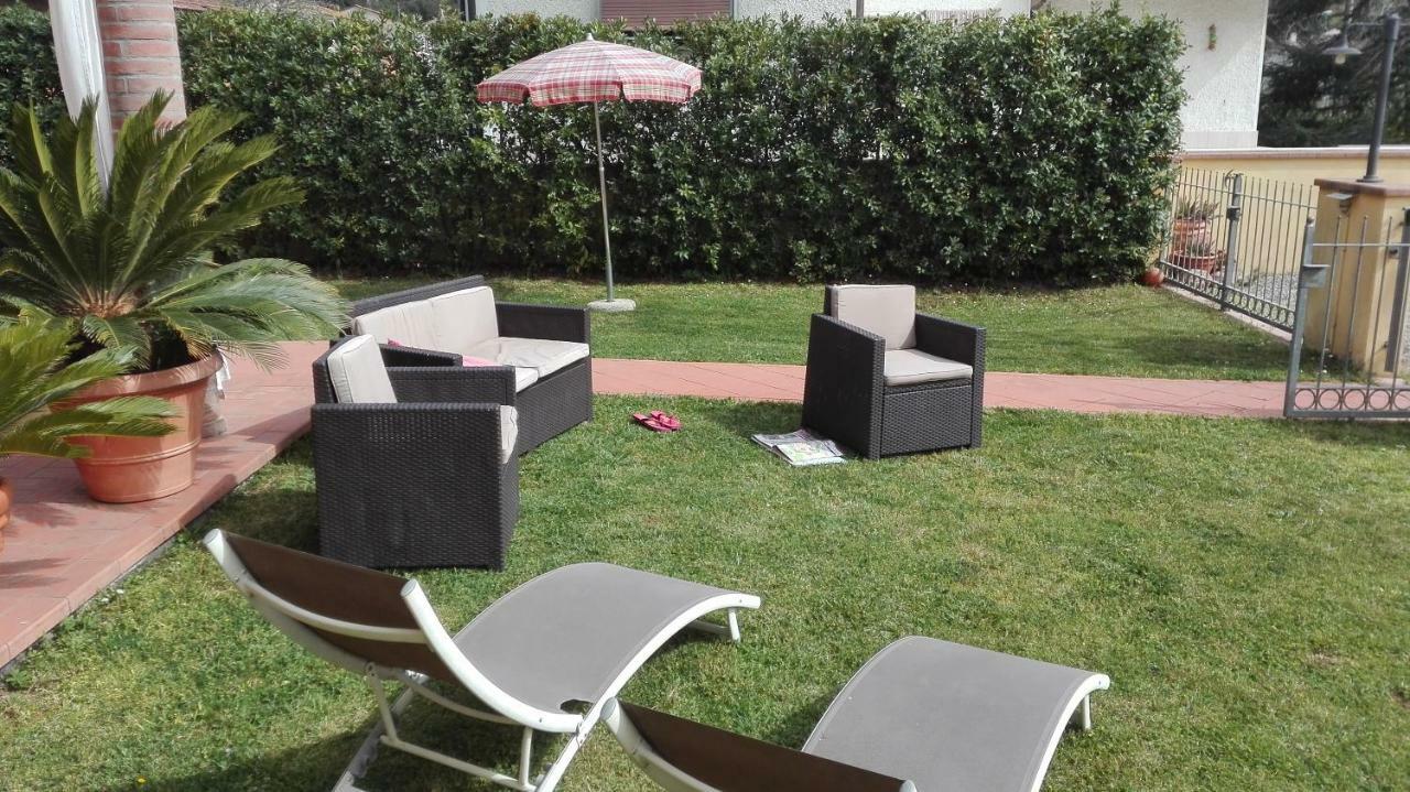 B&B La Rondine Tra Pisa E Lucca San Giuliano Terme Eksteriør bilde