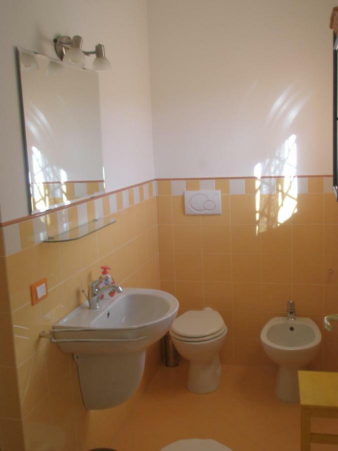 B&B La Rondine Tra Pisa E Lucca San Giuliano Terme Eksteriør bilde