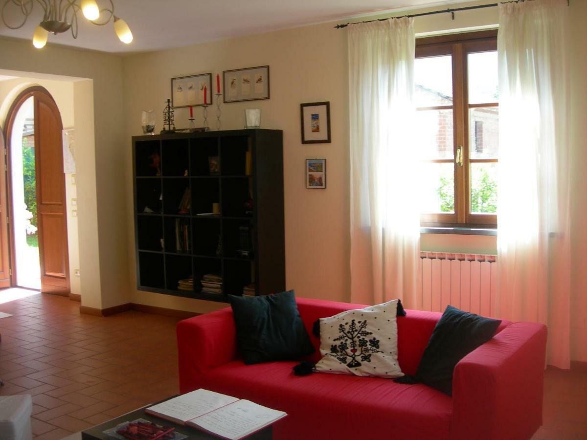 B&B La Rondine Tra Pisa E Lucca San Giuliano Terme Eksteriør bilde